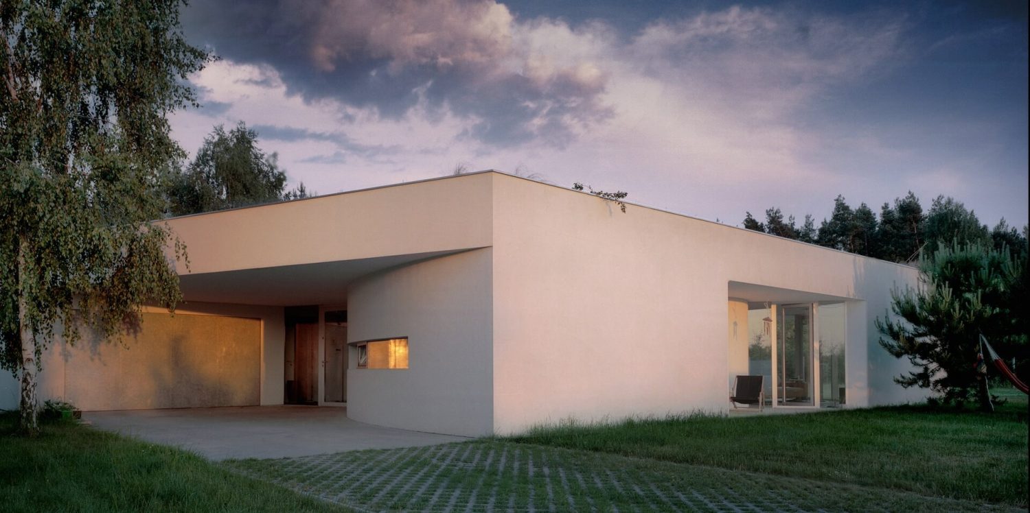 OUTrial House by Robert Konieczny KWK Promes