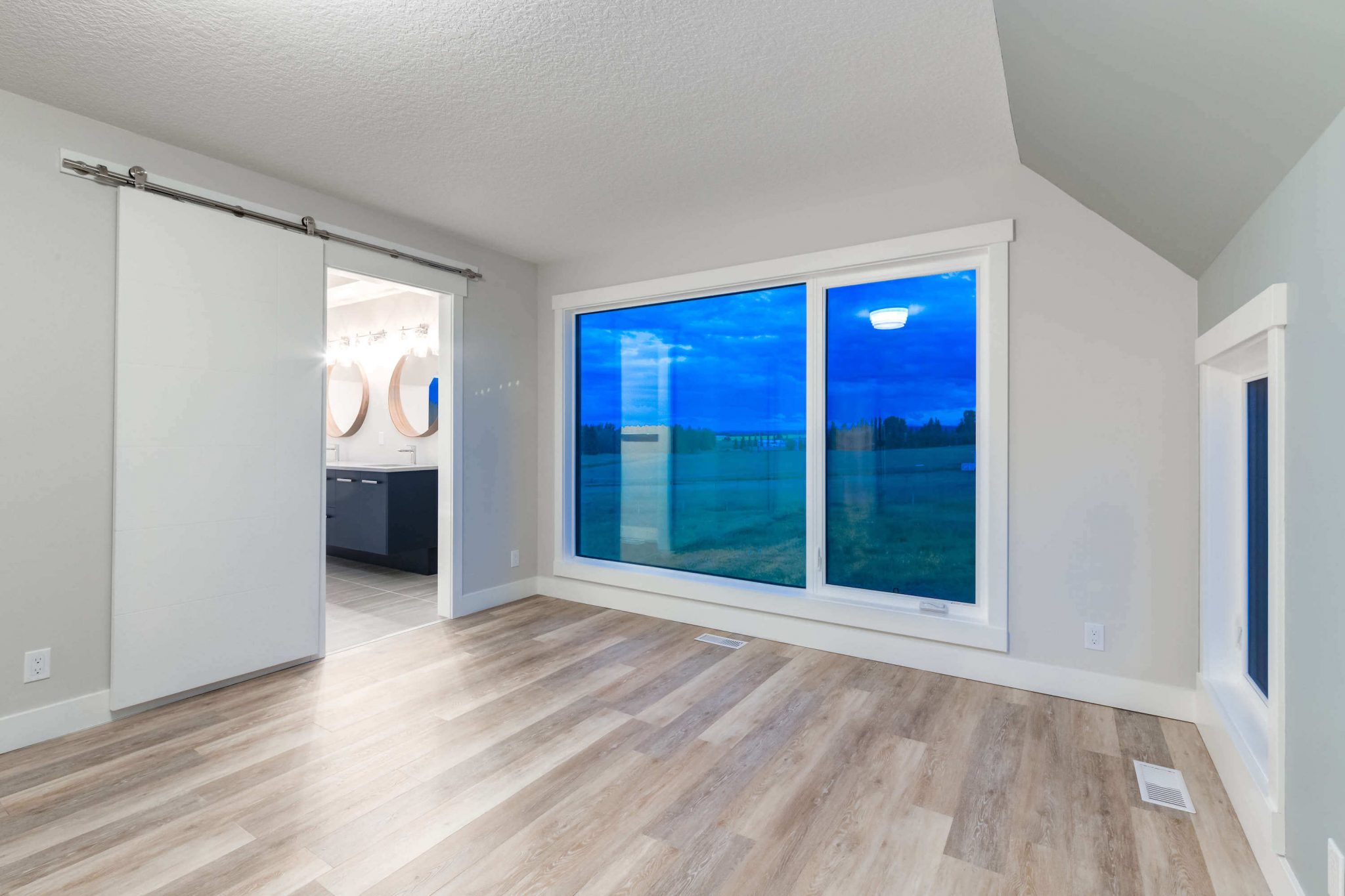 Urban Barn by Lance Wowow Home Magazine