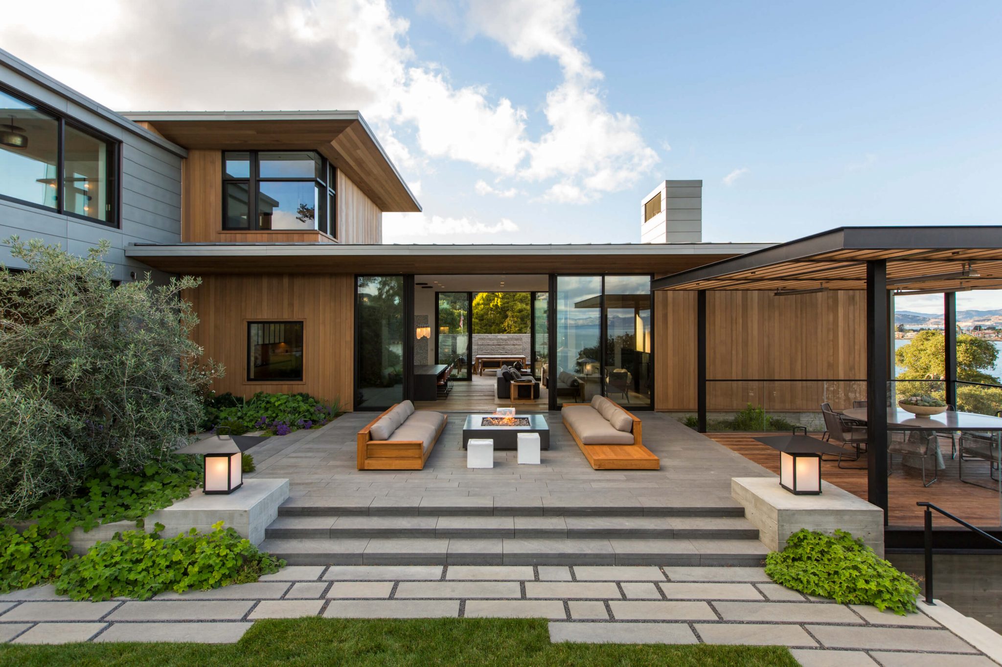 Höller House by Innauer-Matt Architekten | Wowow Home Magazine