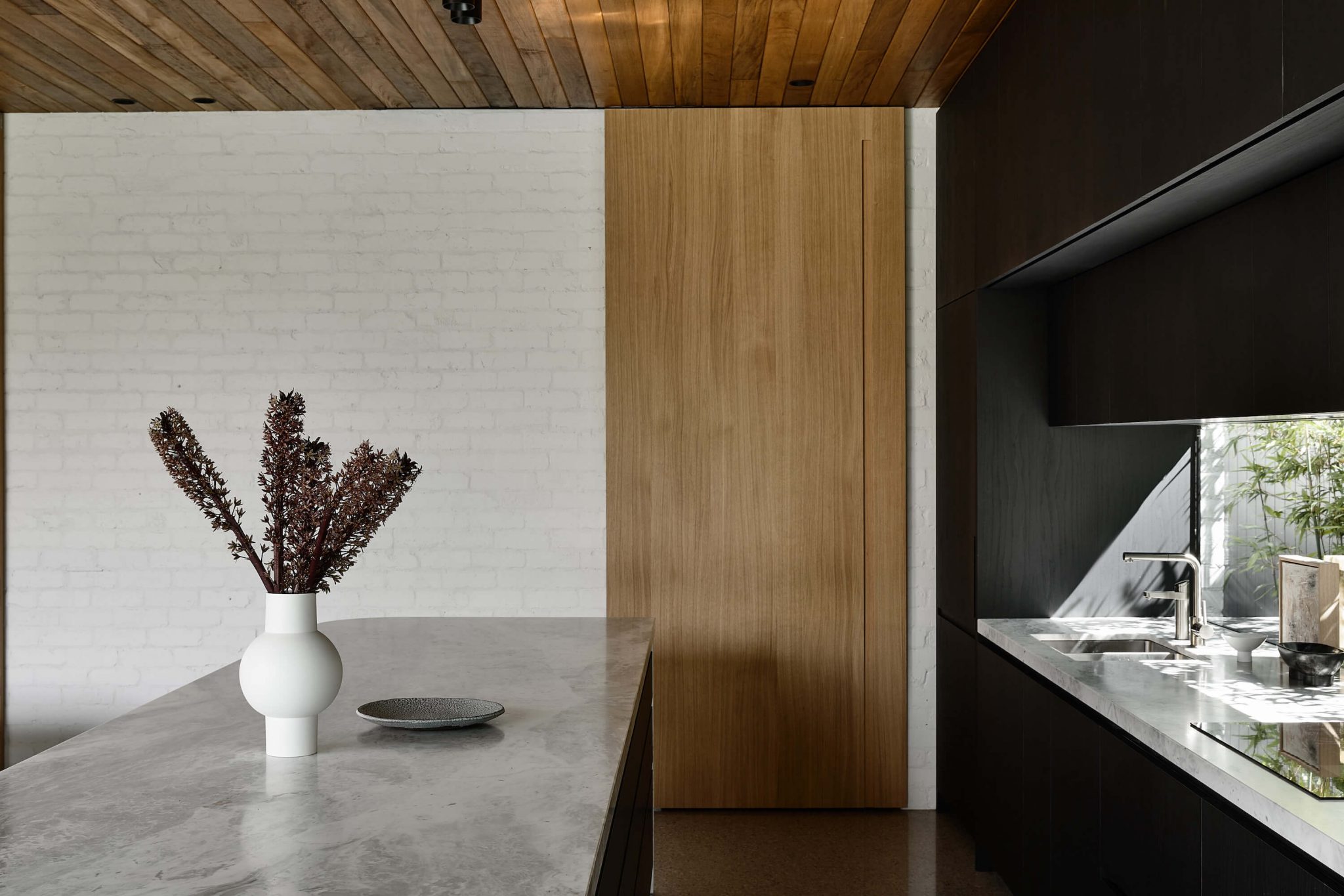 Brighton East 2 by InForm | Wowow Home Magazine