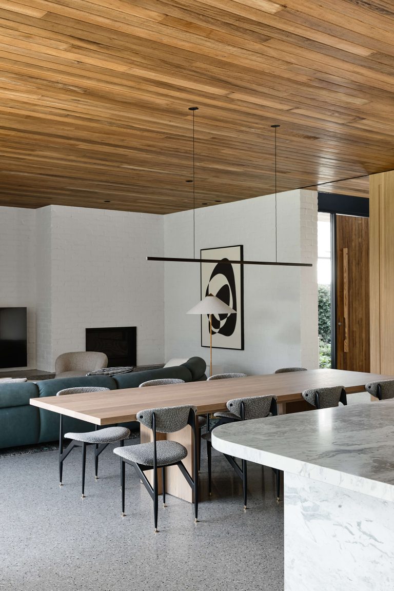 Brighton East 2 by InForm | Wowow Home Magazine