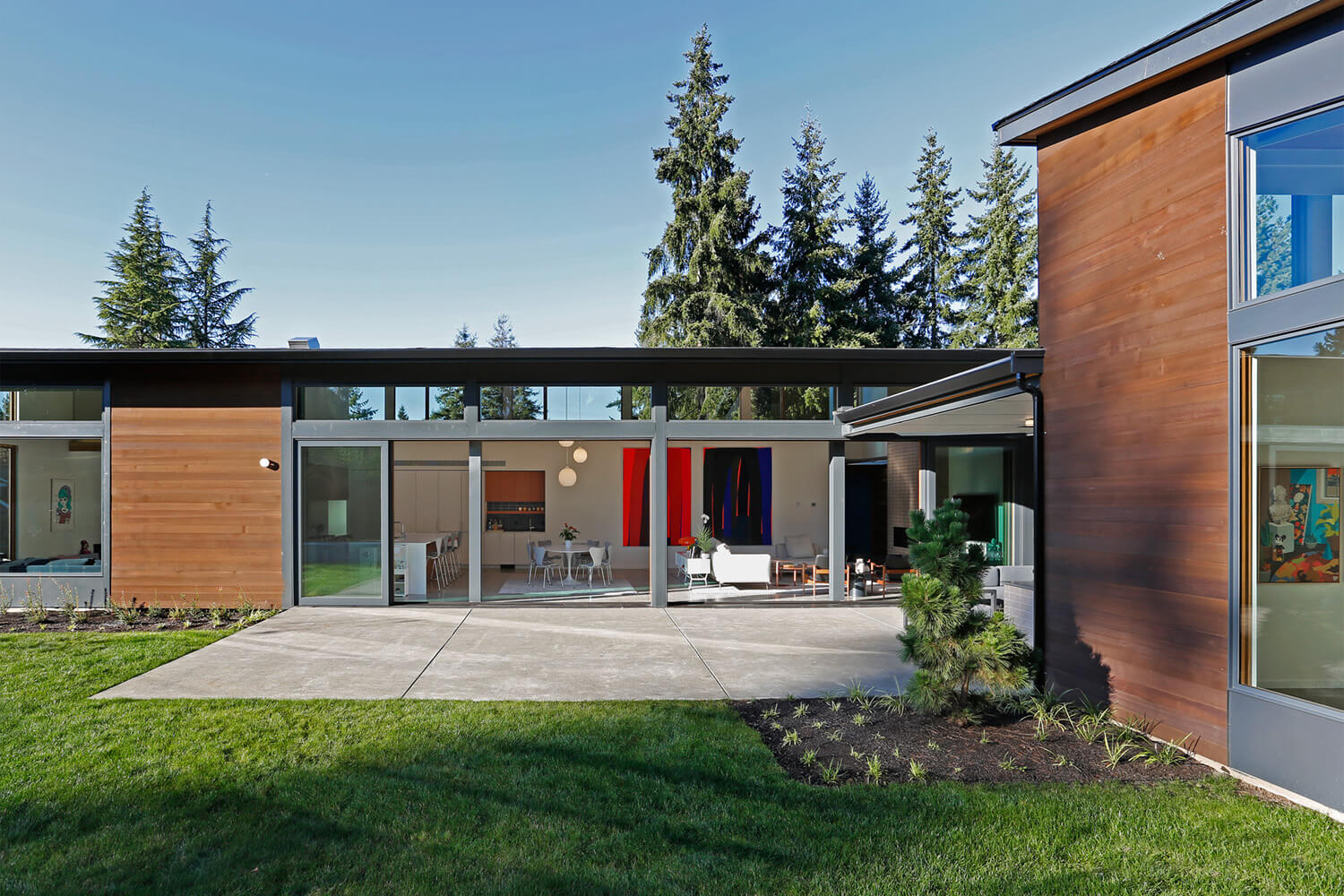 Eulberg Residence by Paul Michael Davis Architects PLLC